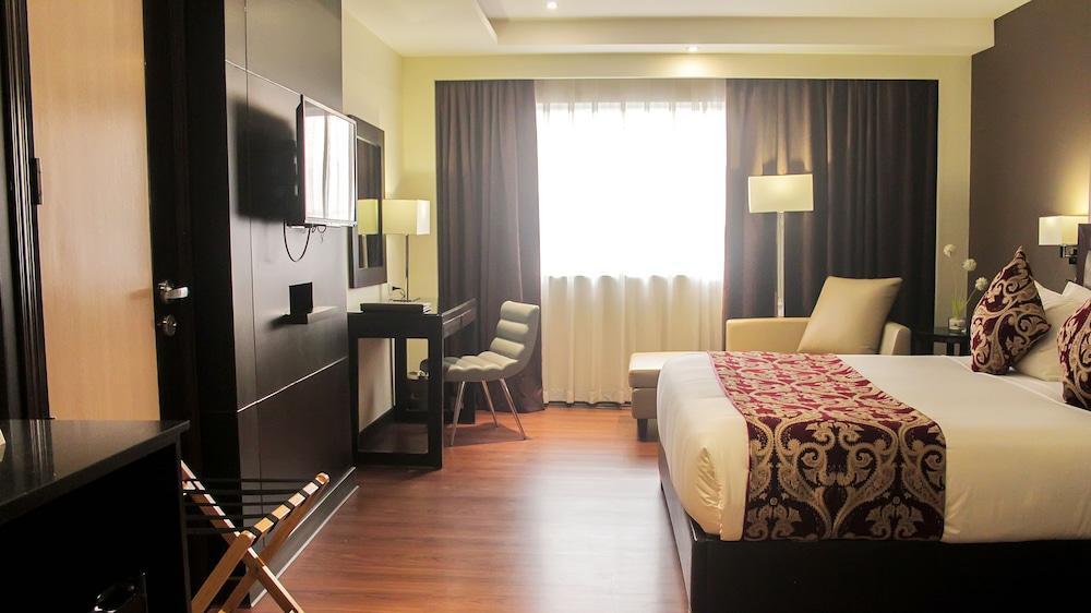 Brentwood Suites Quezon City Bagian luar foto