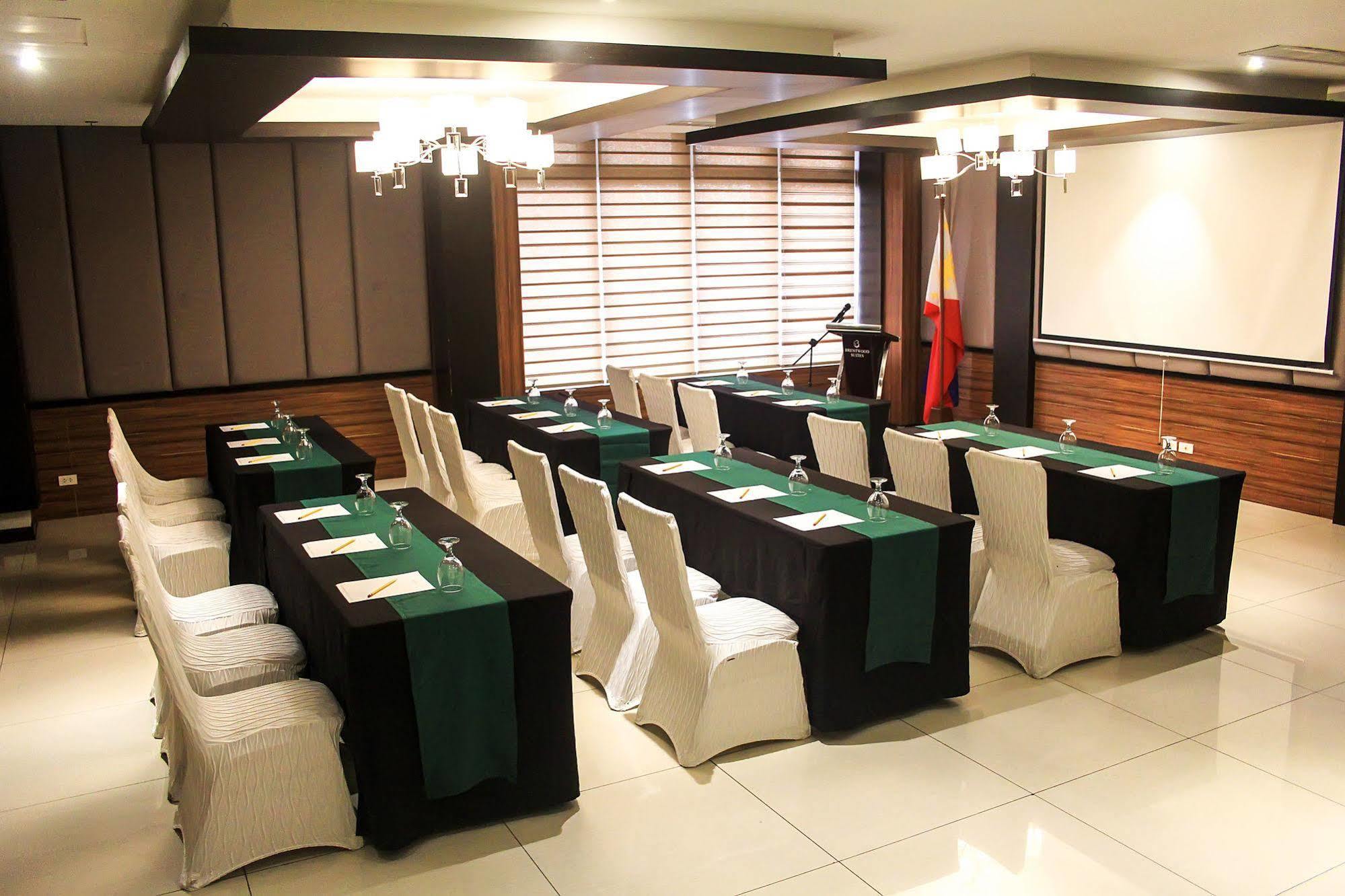 Brentwood Suites Quezon City Bagian luar foto